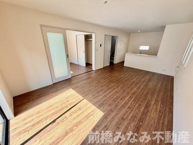 【新築】前橋市富士見町時沢第3　６号棟(全１１棟)　クリエートの家　新築建売分譲の居間・リビング|ゆったりとした居間です
