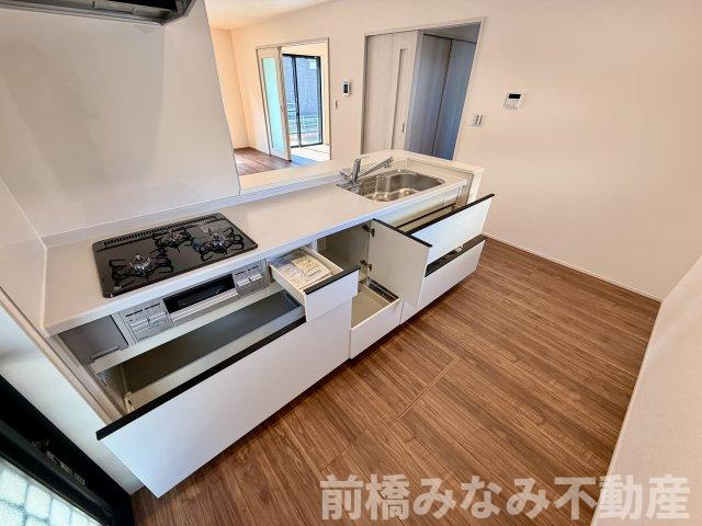 【新築】前橋市富士見町時沢第3　６号棟(全１１棟)　クリエートの家　新築建売分譲のキッチン|お料理しやすいキッチンです