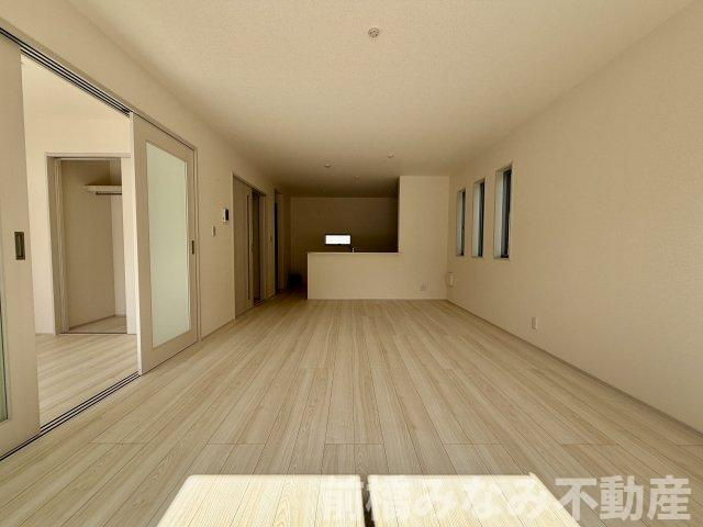 【新築】前橋市富士見町時沢第3　９号棟(全１１棟)　クリエートの家　新築建売分譲の居間・リビング|おしゃれな居間です