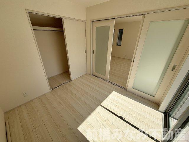 【新築】前橋市富士見町時沢第3　９号棟(全１１棟)　クリエートの家　新築建売分譲の洋室|きれいな洋室です