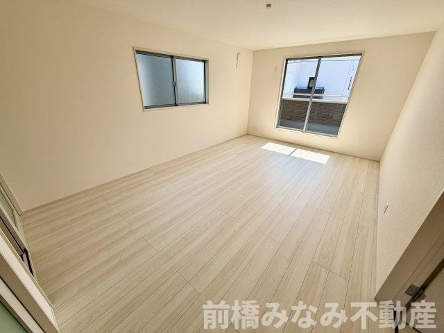 【新築】前橋市富士見町時沢第3　９号棟(全１１棟)　クリエートの家　新築建売分譲の洋室|きれいな洋室です