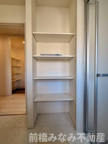 【新築】前橋市富士見町時沢第3　９号棟(全１１棟)　クリエートの家　新築建売分譲の収納|小物を収納するのに便利です
