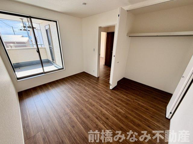 【新築】前橋市富士見町時沢第3　１０号棟(全１１棟)　クリエートの家　新築建売分譲の洋室|使い勝手のいい洋室です
