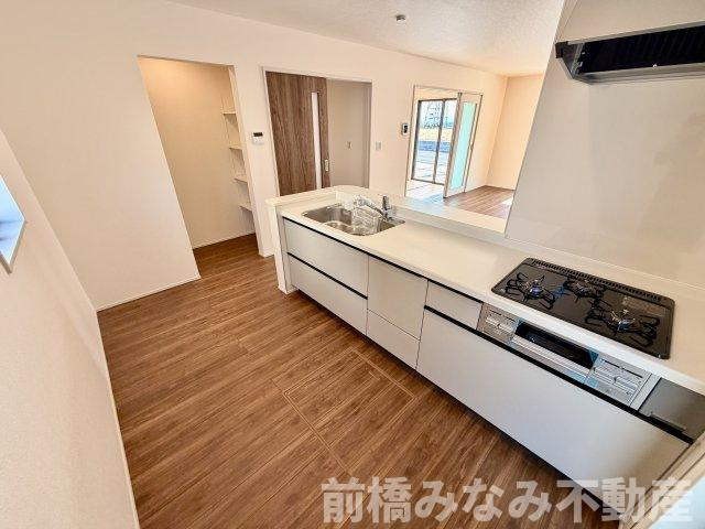 【新築】前橋市富士見町時沢第3　１０号棟(全１１棟)　クリエートの家　新築建売分譲のキッチン|キッチンでお料理をお楽しみください