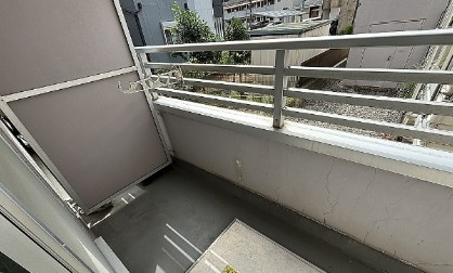 アルビオンシティ朝霞のバルコニー