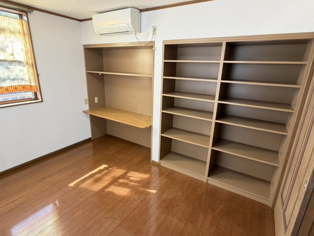山田町塙沢戸建の収納