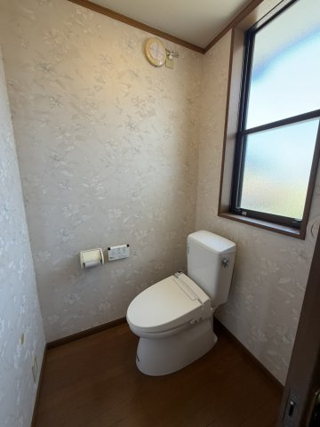山田町塙沢戸建のトイレ