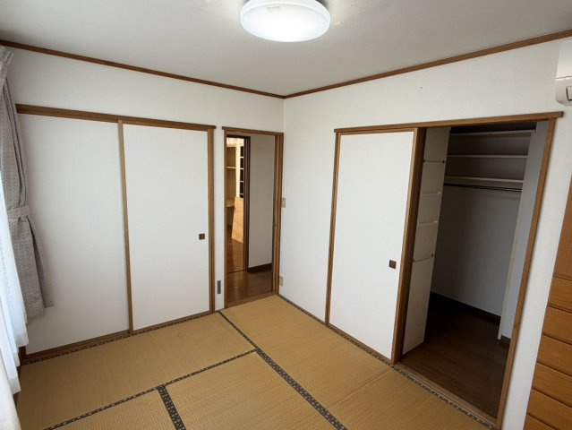 山田町塙沢戸建の和室