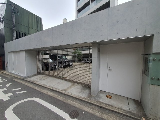 赤坂ラテ　赤坂の駐車場|赤坂ラテ