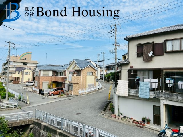 駐車スペース4台あり　伊川谷町有瀬　中古戸建