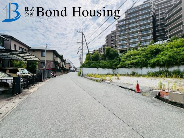 駐車スペース4台あり　伊川谷町有瀬　中古戸建