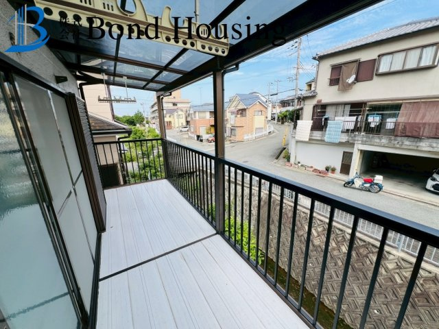駐車スペース4台あり　伊川谷町有瀬　中古戸建