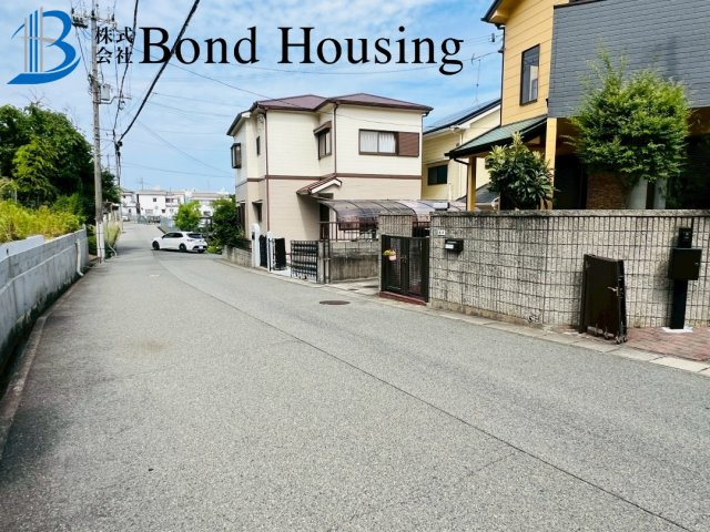 駐車スペース4台あり　伊川谷町有瀬　中古戸建