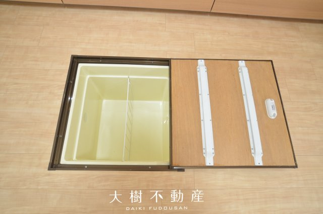 【キッチン】 | 座間市ひばりが丘1丁目　中古戸建て【仲介手数料無料】