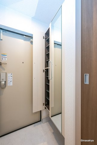 sumikawa（スミカワ）の玄関