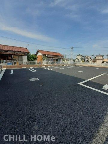 ラルジュ・コリーヌの駐車場|当社、チルホームのHPもご覧ください(^^)/物件情報多数♪
