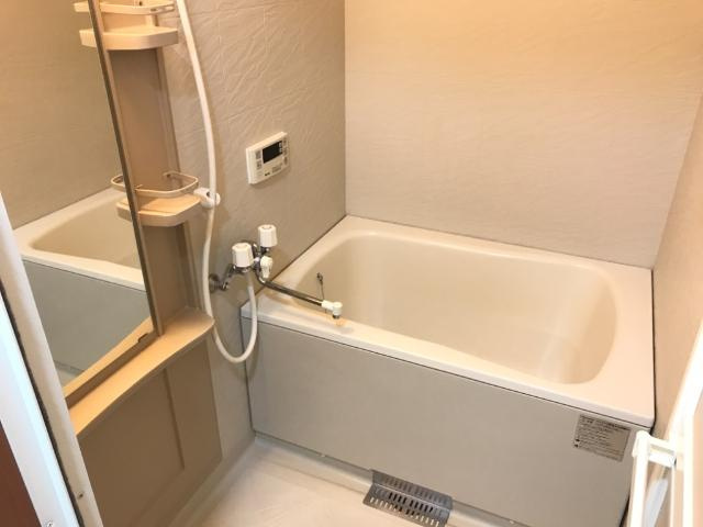 ワンロード・加茂川の浴室|バス