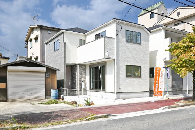 ケイアイ荻野3丁目新築一戸建て│4LDK+駐車1台可