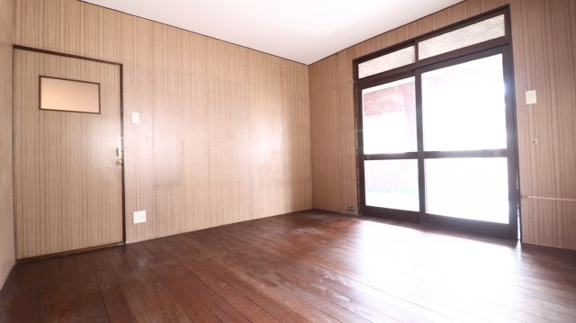 塩屋台２丁目戸建の寝室