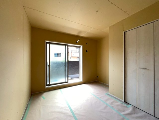 フジパレス吹田岸辺の寝室