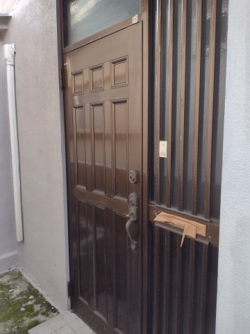 UI南本庄の玄関