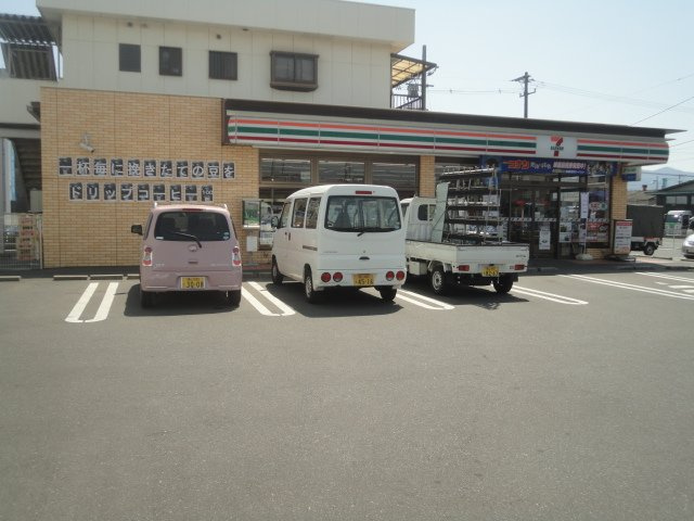 ルピナスの周辺|セブンイレブン福山手城店まで317ｍ
