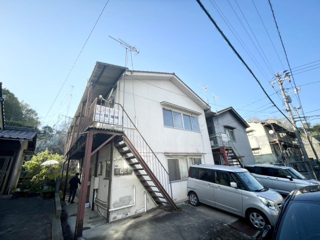 北美台ハイツの外観