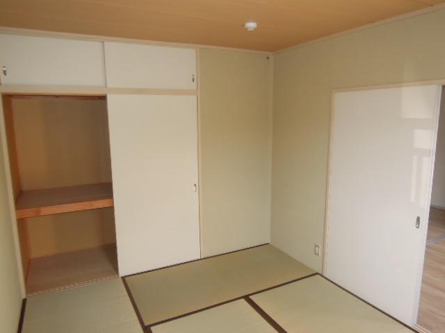 シティ加茂川Ｂの和室