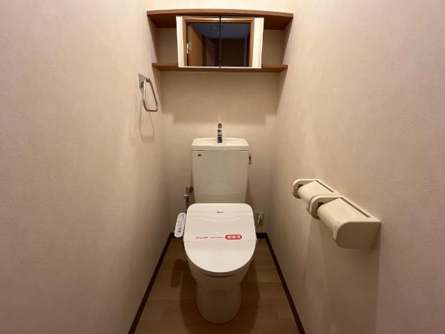 愛瑠のトイレ|シャワー付トイレ