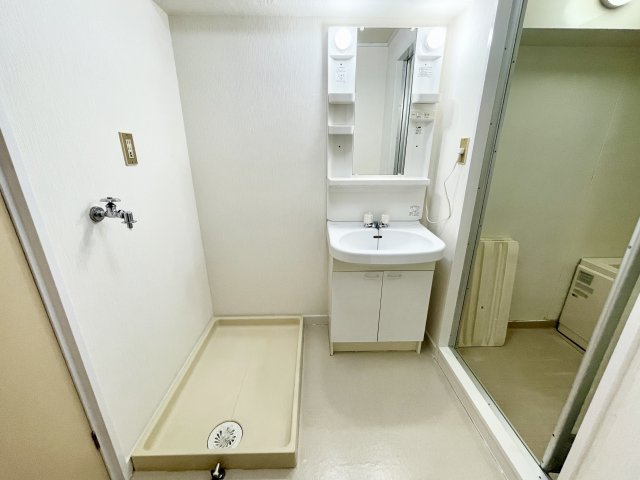 レジデンス三吉の独立洗面台