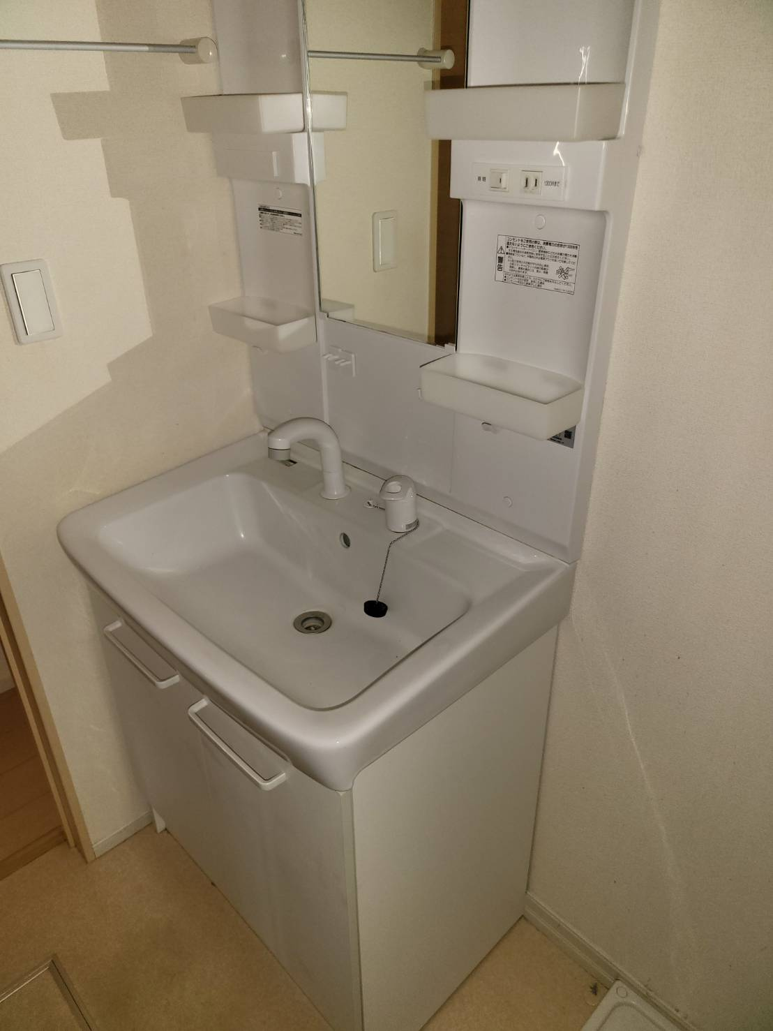 シャルムメゾン曙Bの洗面所|※掲載写真は同タイプ住戸の参考写真です。間取り・内装等が異なる場合があります。現況を優先します。