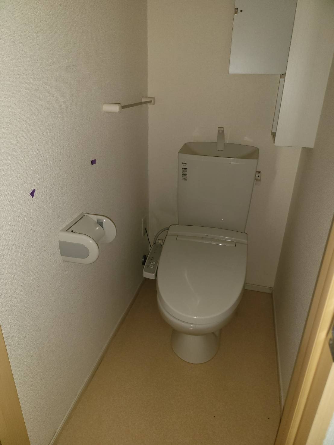 シャルムメゾン曙Bのトイレ|※掲載写真は同タイプ住戸の参考写真です。間取り・内装等が異なる場合があります。現況を優先します。