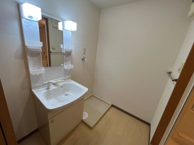 カームネストの洗面所