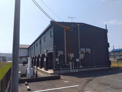 レオパレスカワミナミの外観