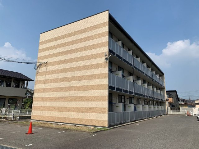 レオパレスピースフル　稲月の外観
