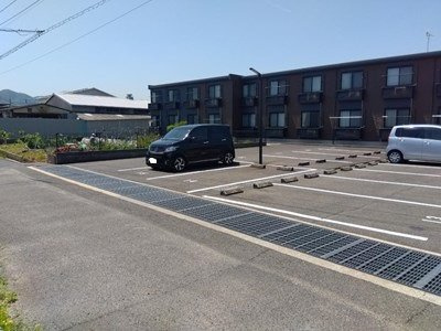レオパレスはばたけのその他