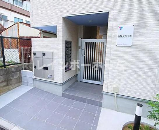 IoTレジデンス柏のエントランス|建物の内部です