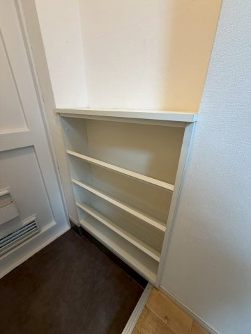 岡本梅林住宅５号棟の収納