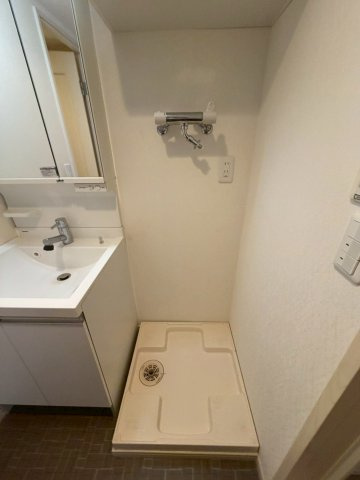 岡本エクセルの洗面所