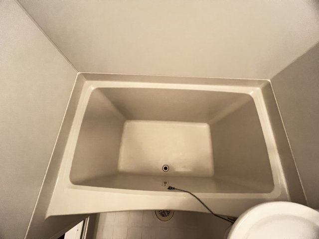 レオパレスル コントワールⅥの浴室