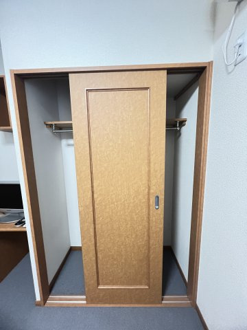 レオパレスル コントワールⅥの収納