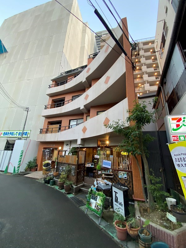 スクエア下山手の外観