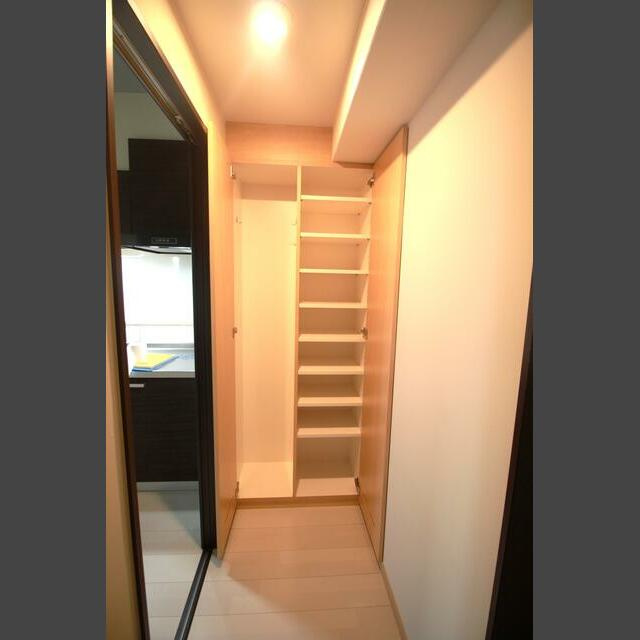 ＳＵＮＥＡＳＴビルの玄関