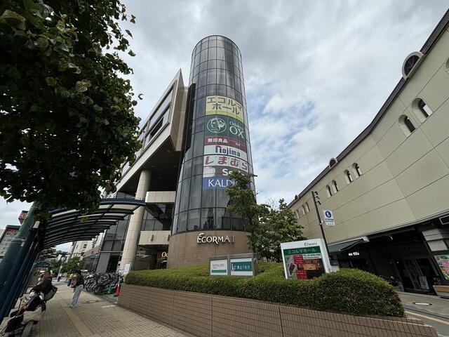 狛江市駒井町１丁目のアパートの周辺