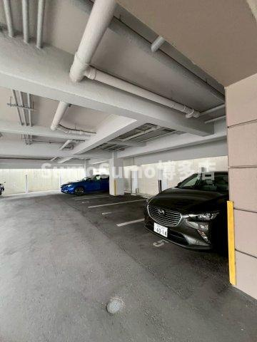 西新IGビレッジの駐車場