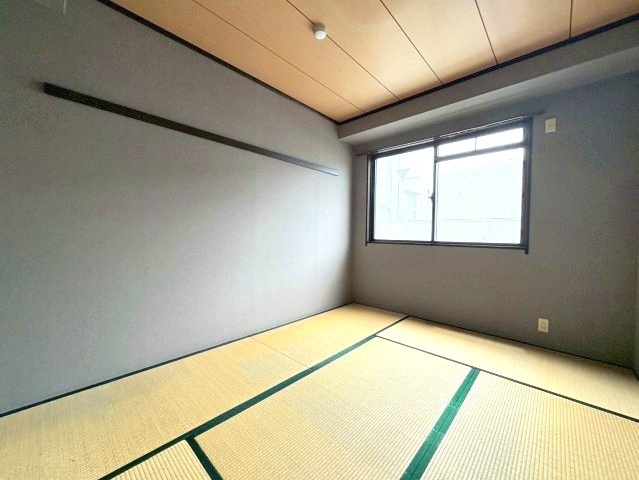 新栄プロパティー藤が丘の和室