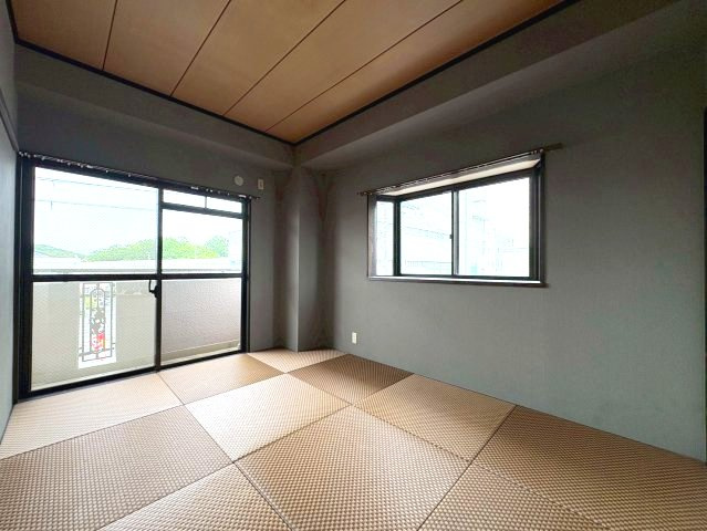 新栄プロパティー藤が丘の和室