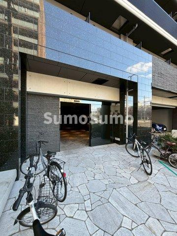 S-RESIDENCE難波大国町Deuxのエントランス