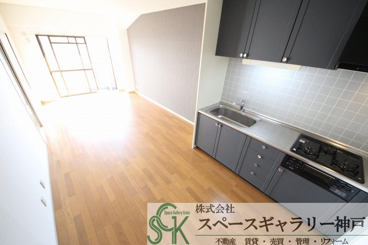 サンライフ大津和の居間・リビング|※お部屋により仕様が異なる場合があります※