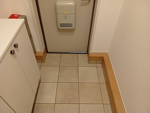 【玄関】